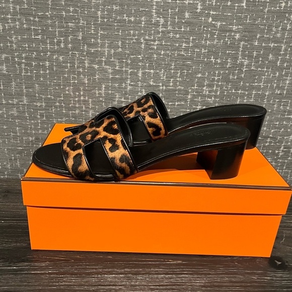 NIB Hermes Oasis Sandals Heels Leopard Print Pony Hair 38 - Picture 3 of 15